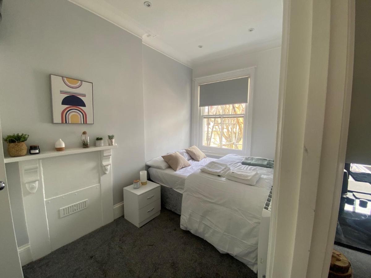 Hove Seaside Getaway Apartments المظهر الخارجي الصورة